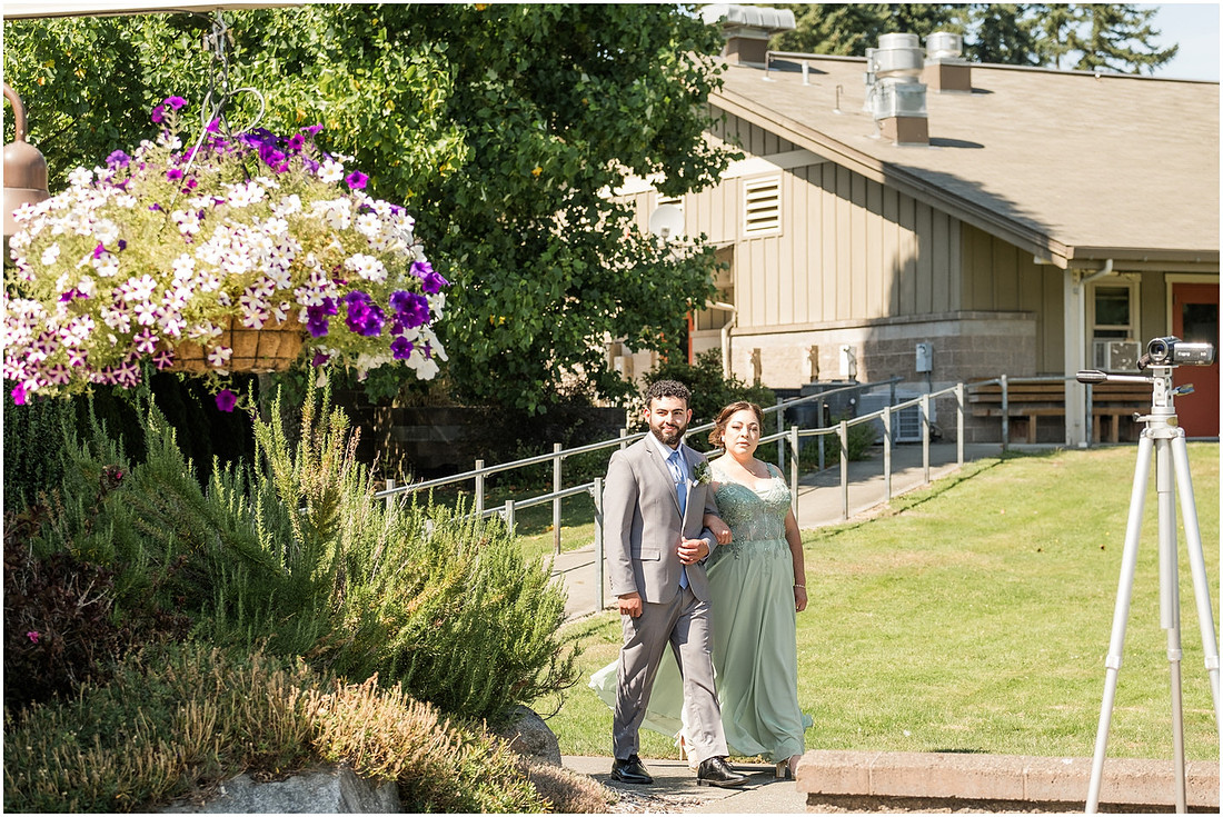 "Olympia Wa wedding", "Wa State Capitol", "Amanda and Bryan Photography"