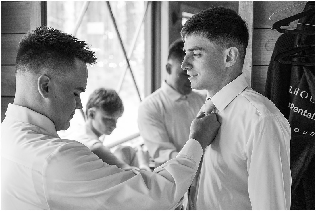 "Scotts Mills Oregon Wedding", "The Woods on Crooked Finger", "Portland Metro area wedding", "Oregon Wedding photographer", "Backyard Wedding", "Forest Wedding venue", "PNW summer Wedding", 