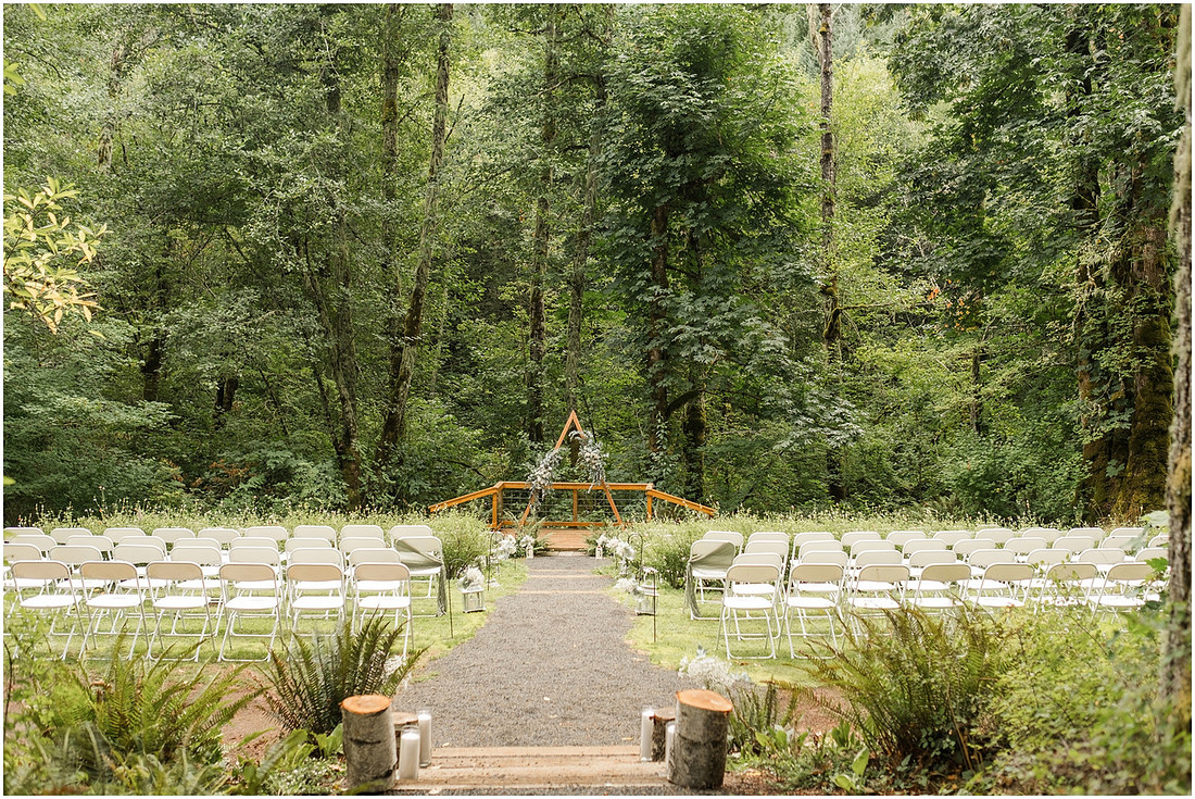 "Scotts Mills Oregon Wedding", "The Woods on Crooked Finger", "Portland Metro area wedding", "Oregon Wedding photographer", "Backyard Wedding", "Forest Wedding venue", "PNW summer Wedding", 