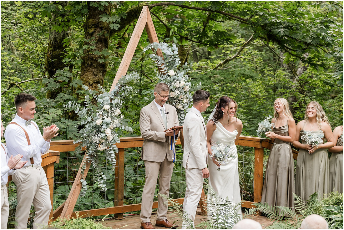 "Scotts Mills Oregon Wedding", "The Woods on Crooked Finger", "Portland Metro area wedding", "Oregon Wedding photographer", "Backyard Wedding", "Forest Wedding venue", "PNW summer Wedding", 