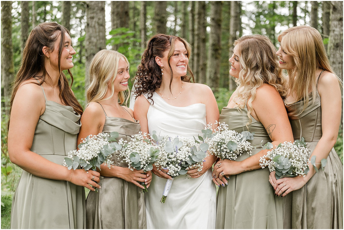 "Scotts Mills Oregon Wedding", "The Woods on Crooked Finger", "Portland Metro area wedding", "Oregon Wedding photographer", "Backyard Wedding", "Forest Wedding venue", "PNW summer Wedding", 