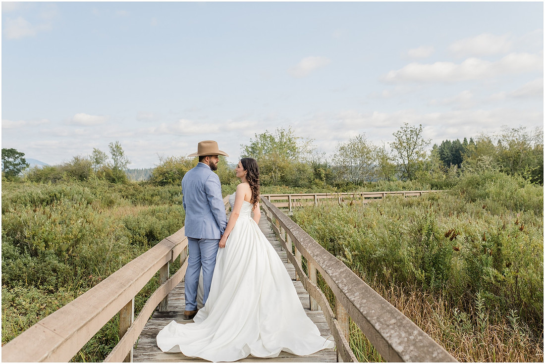 "The Barn 1502", "Amanda and Bryan Photography", "Wedding photographer", "Cowlitz County wedding photographer", "Castle Rock Wa wedding photographer", Castle Rock Wa barn wedding venue"