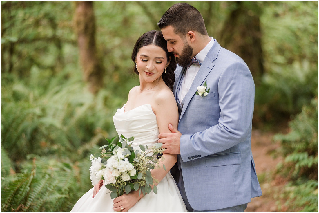 "The Barn 1502", "Amanda and Bryan Photography", "Wedding photographer", "Cowlitz County wedding photographer", "Castle Rock Wa wedding photographer", Castle Rock Wa barn wedding venue"