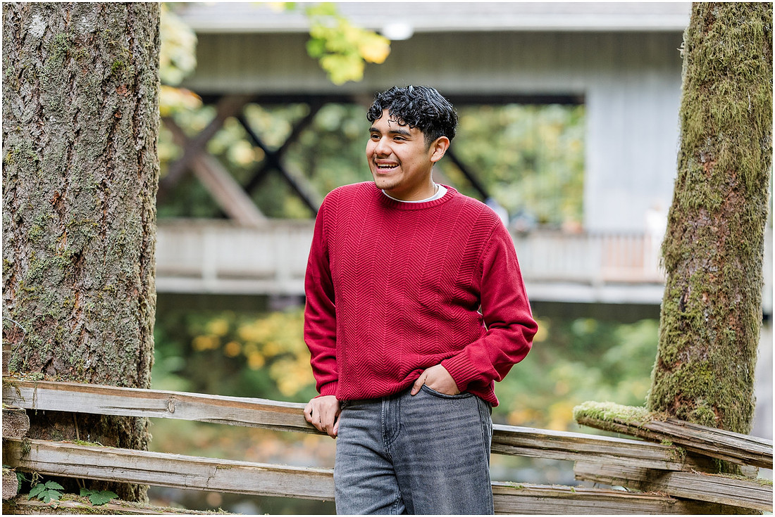 "Woodland Wa photographer", "Woodland Wa senior photographer", "Cedar Grist Mill", "Senior guy pictures"