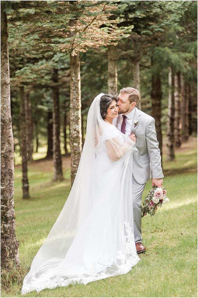 "South Bend Washington Wedding", "PNW wedding", "Raymond Wa wedding", "Amanda and Bryan Photography", "SouthWest Washington wedding photographer"