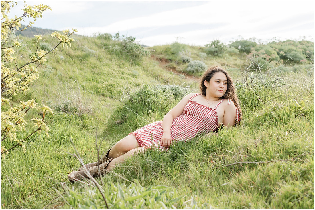"Columbia River Gorge", "Spring Senior session", "Wildflower photo session"