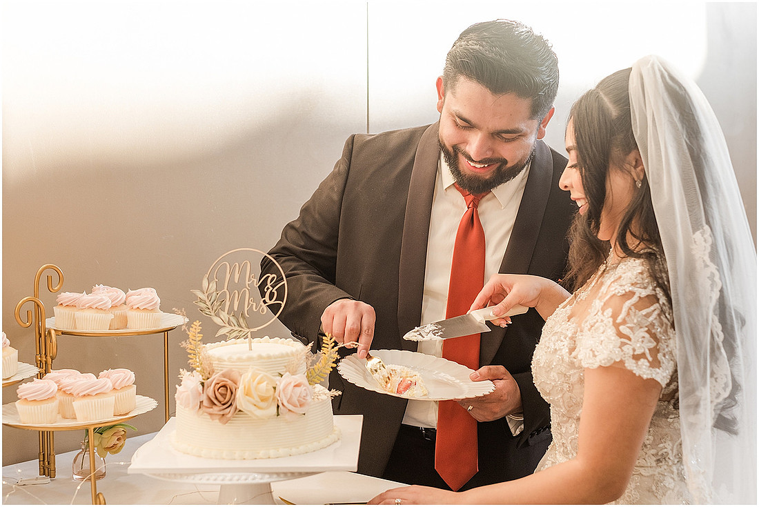 "Aberdeen Wa Wedding", "Hoquiam Wa wedding", "SW Washington Wedding Photographer", "Amanda and Bryan Photography", "PNW Winter Wedding"