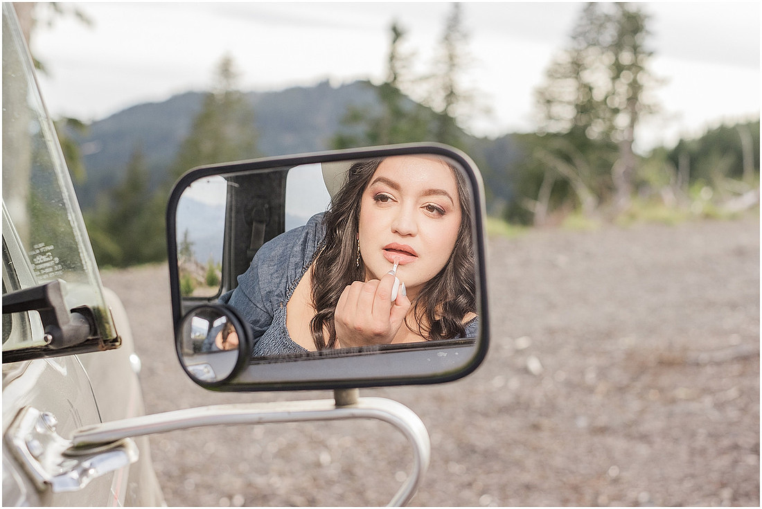 "Engagement session with pickup truck", "Pickup truck photo session", "Mountain photo session", "Washington State photographer", "PNW couple photographer", "Western style engagement pictures"