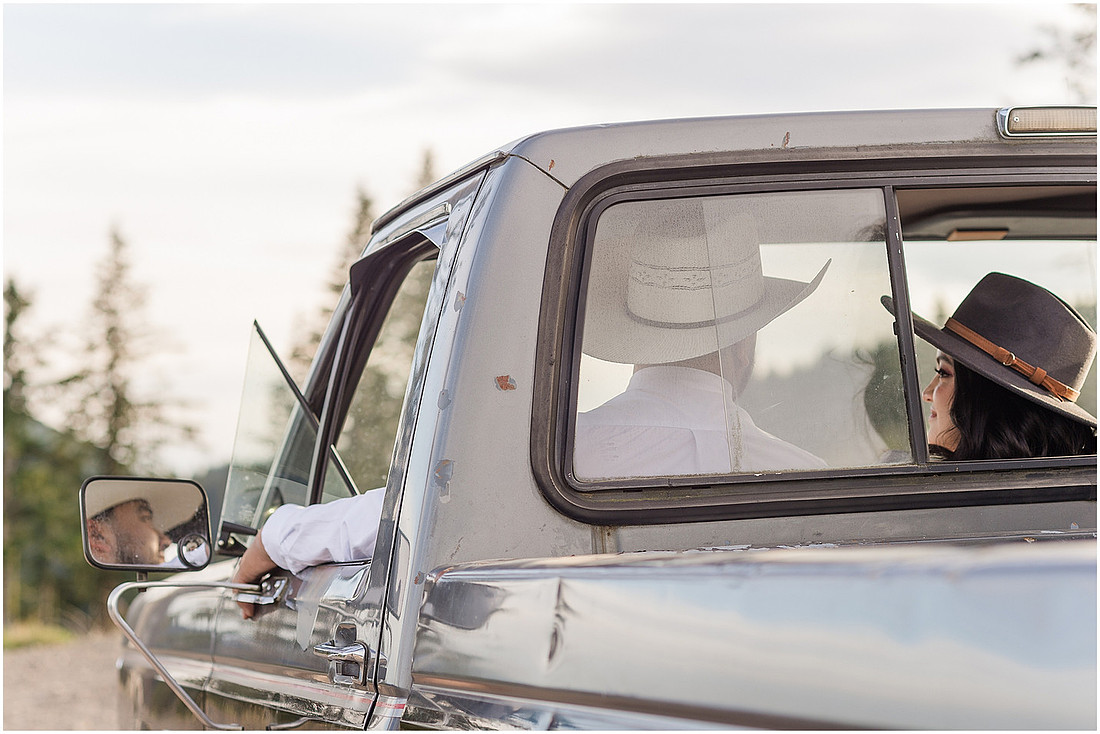 "Engagement session with pickup truck", "Pickup truck photo session", "Mountain photo session", "Washington State photographer", "PNW couple photographer", "Western style engagement pictures"