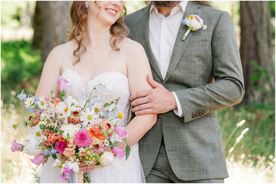 "Vineyard View Celebrations", "Scotts Mills Wedding venue", "Vineyard View Celebrations at La Bastide", "Amanda and Bryan Photography", "PNW Wedding photographer", PDX wedding photographer"