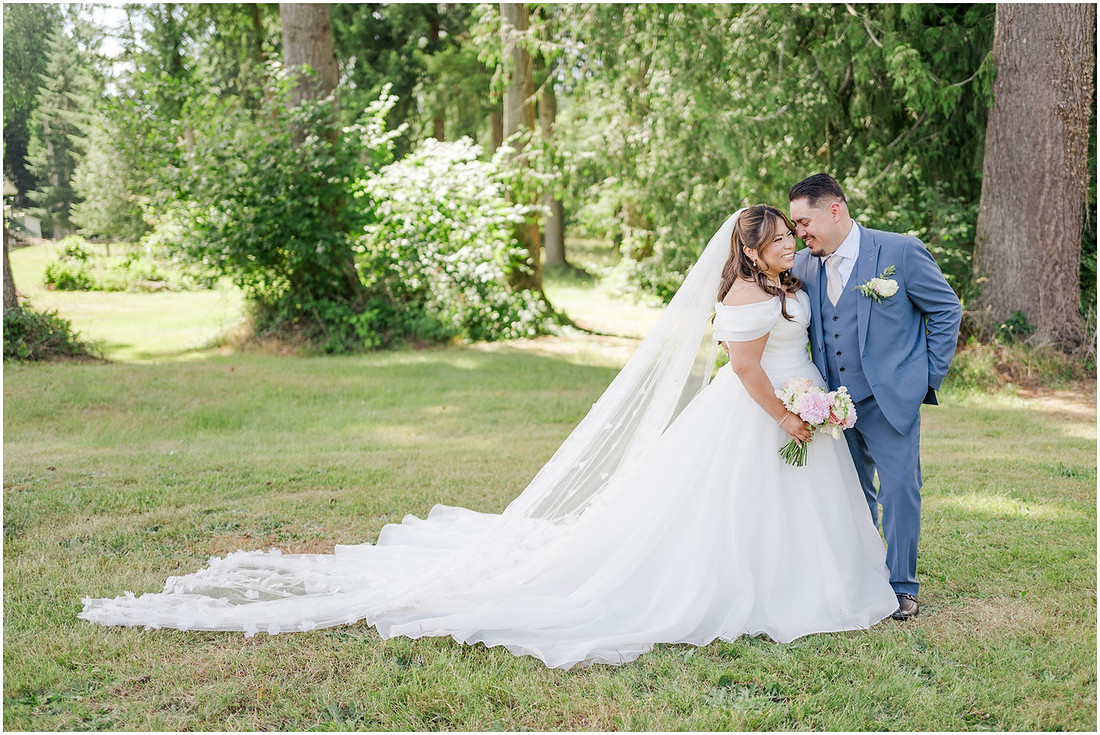 "Castle Rock Wa wedding", "South West Washington Wedding Photographer", "The Barn 1502", "PNW wedding photographer", PDX wedding photographer"