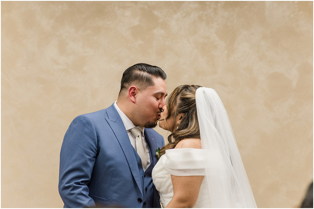 "Castle Rock Wa wedding", "South West Washington Wedding Photographer", "The Barn 1502", "PNW wedding photographer", PDX wedding photographer"