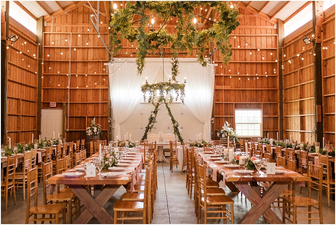"Castle Rock Wa wedding", "South West Washington Wedding Photographer", "The Barn 1502", "PNW wedding photographer", PDX wedding photographer"