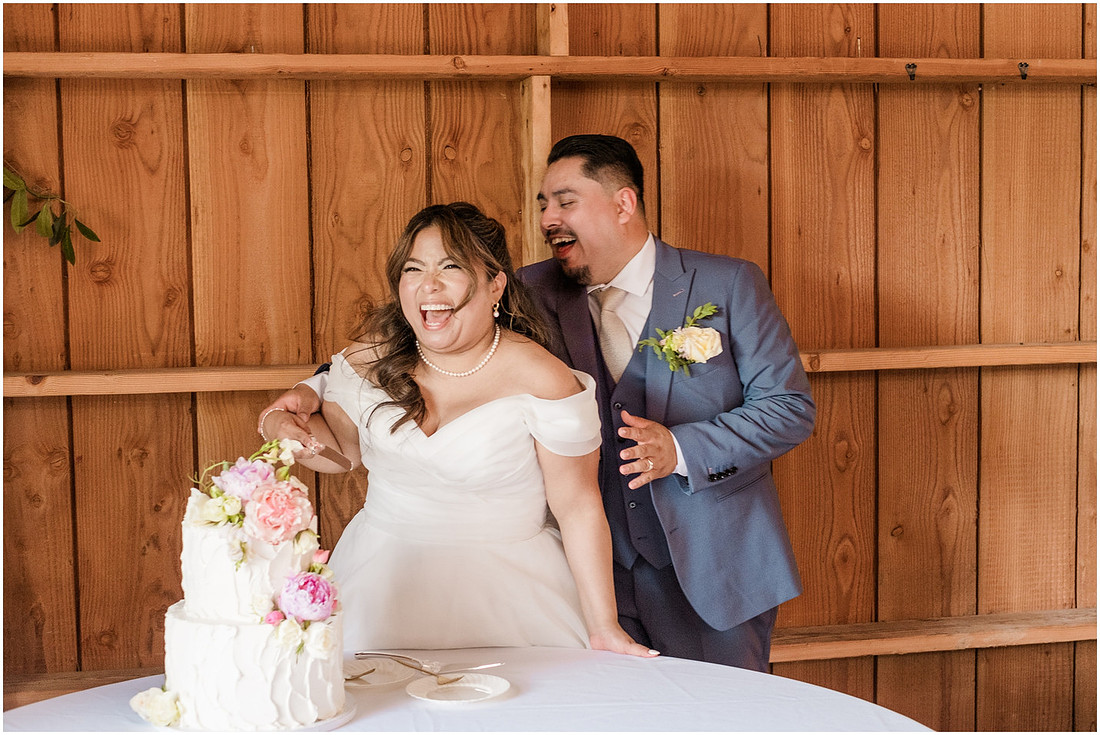 "Castle Rock Wa wedding", "South West Washington Wedding Photographer", "The Barn 1502", "PNW wedding photographer", PDX wedding photographer"