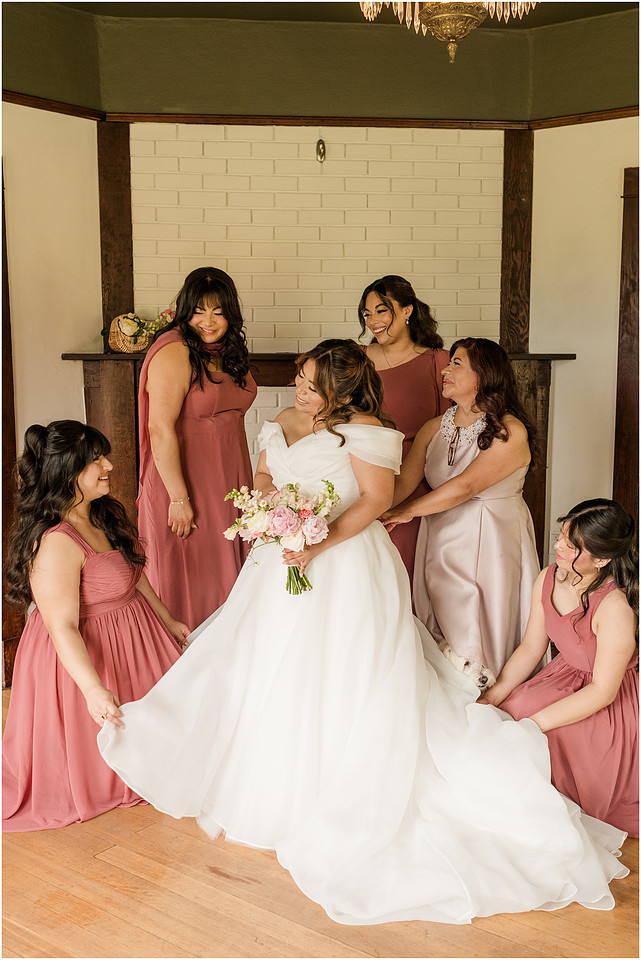 "Castle Rock Wa wedding", "South West Washington Wedding Photographer", "The Barn 1502", "PNW wedding photographer", PDX wedding photographer"