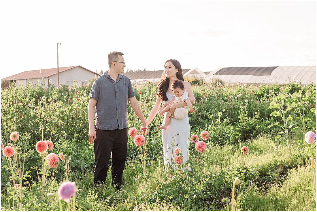 "Milk and Honey Flower Farm", "La Center Washington", "Flower Farm photo session", "Family pictures", "La Center Wa photographer"