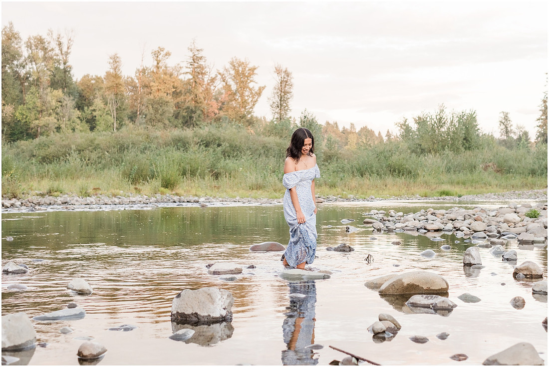 "Country senior session", "Classic Chevy truck", "Battleground Wa Senior photographer", "Woodland Wa High School photographer", "WHS Senior girl", "Class of 2027 photographer", "La Center Wa Senior photographer"