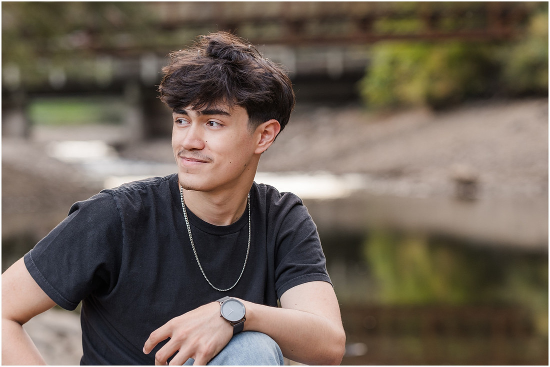 "Senior guy pictures", "Senior boy pictures", "Senior photographer", "Southwest Wa senior photographer", "Camas Wa senior photographer", "Vancouver Wa senior photographer", "Battleground Wa senior photographer", 