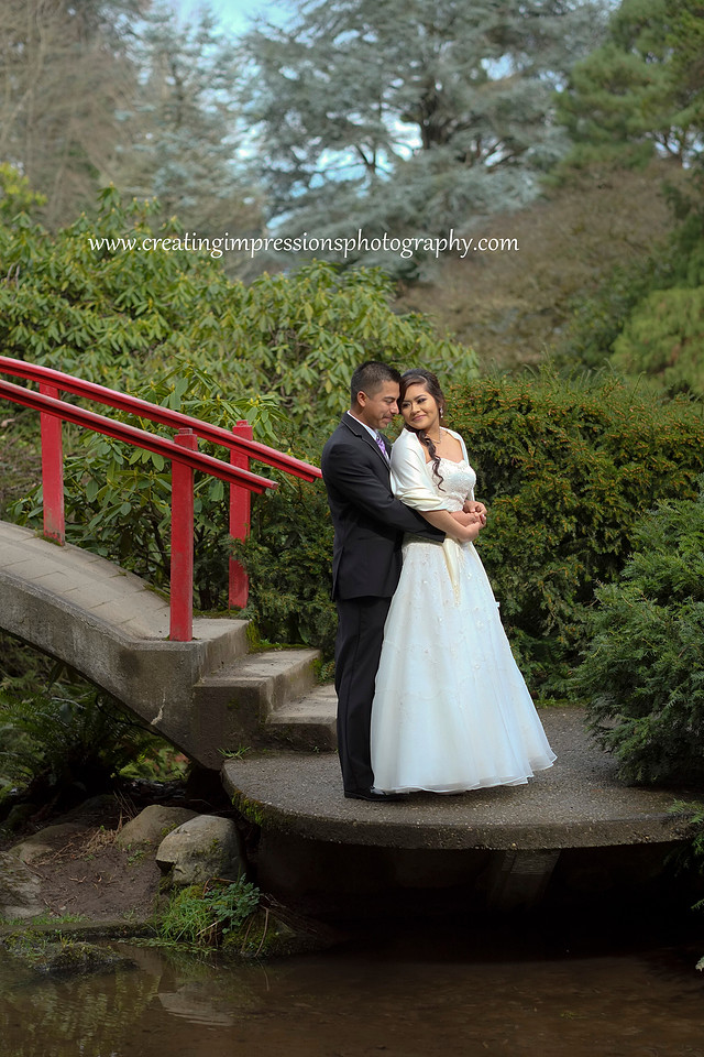 Spring wedding, Seattle wedding, Natural light photography. 