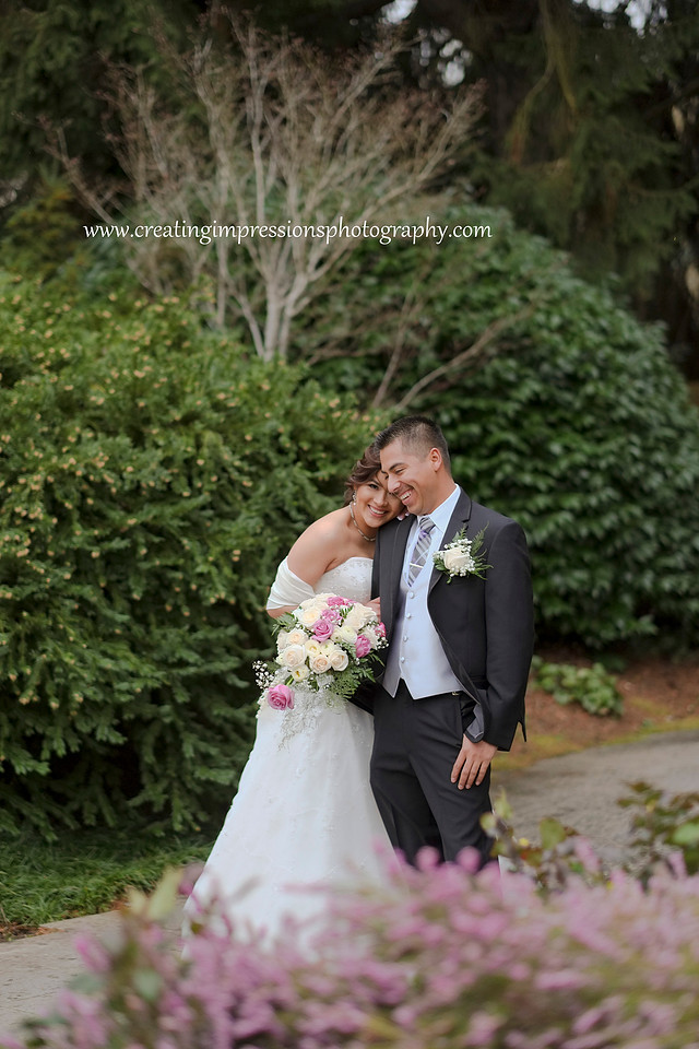 Spring wedding, Seattle wedding, Natural light photography. 