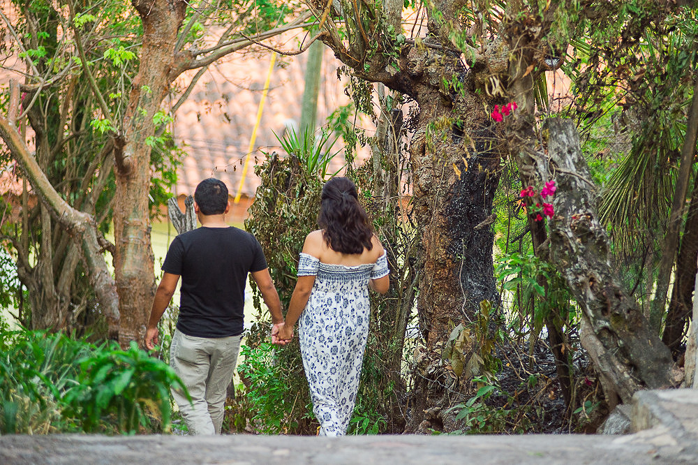 "Central America engagement", "Copan Ruinas Engagement", "Latino Engagement"