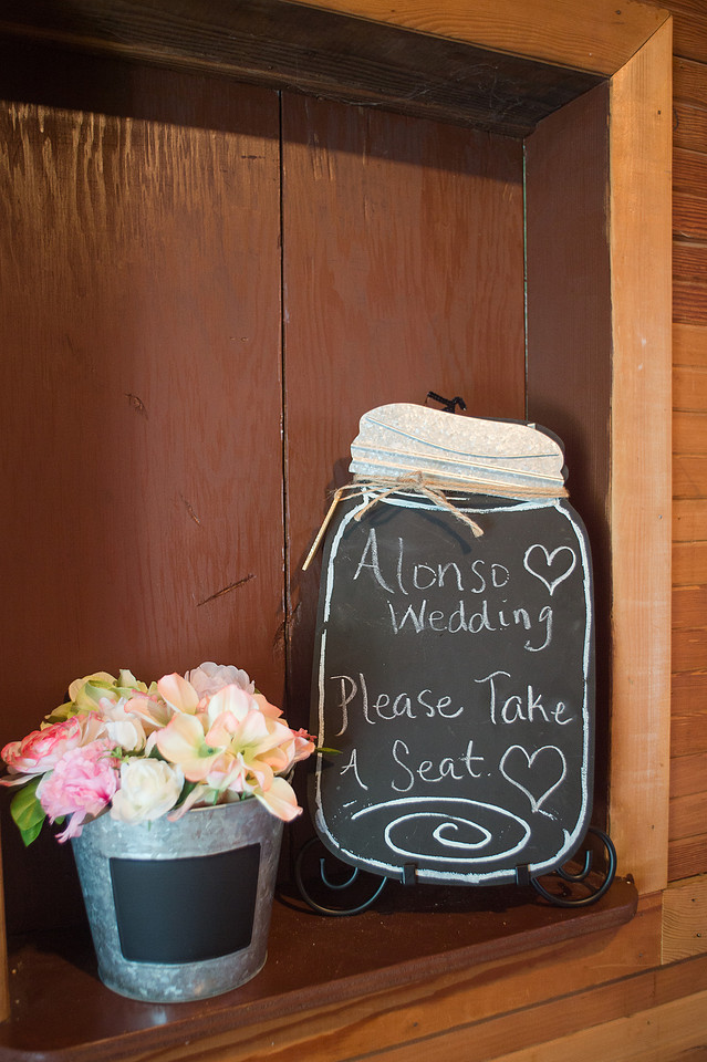 "Amboy Wedding", "Rustic Wedding", "Ceremony details"