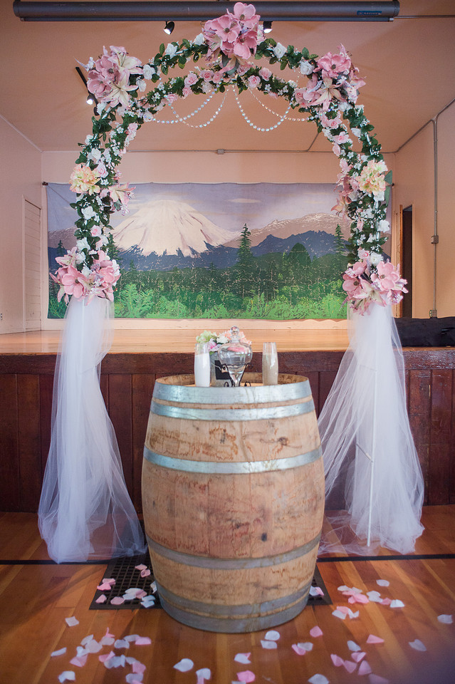 "Amboy Wedding", "Rustic Wedding", "Ceremony details"
