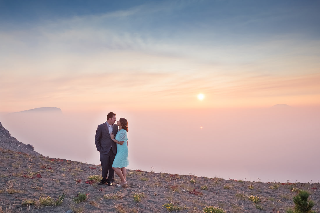 "sunrise session", "Crater lake", "anniversary pictures"