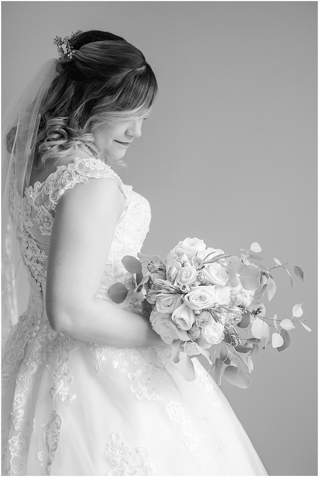 "rainy wedding day", "Pink bouquets", 
