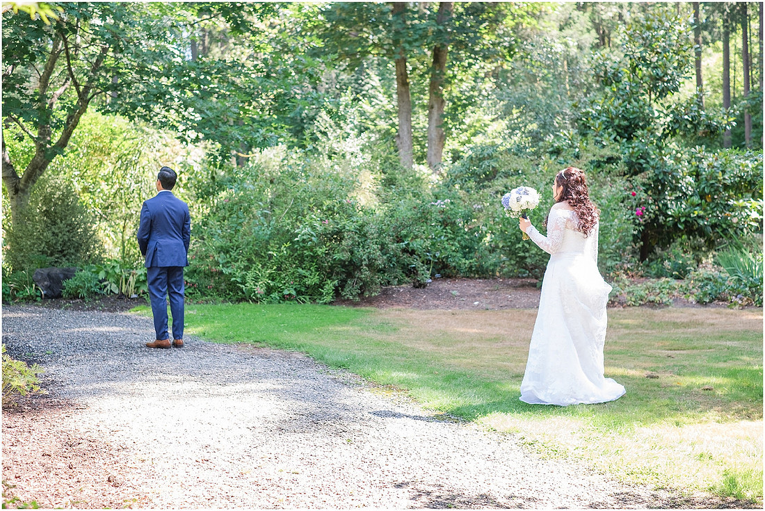 "Bellevue club hotel wedding", "PNW Summer wedding", "First Look", "blue hydrangea bouquet", "Oleg Cassini dress"