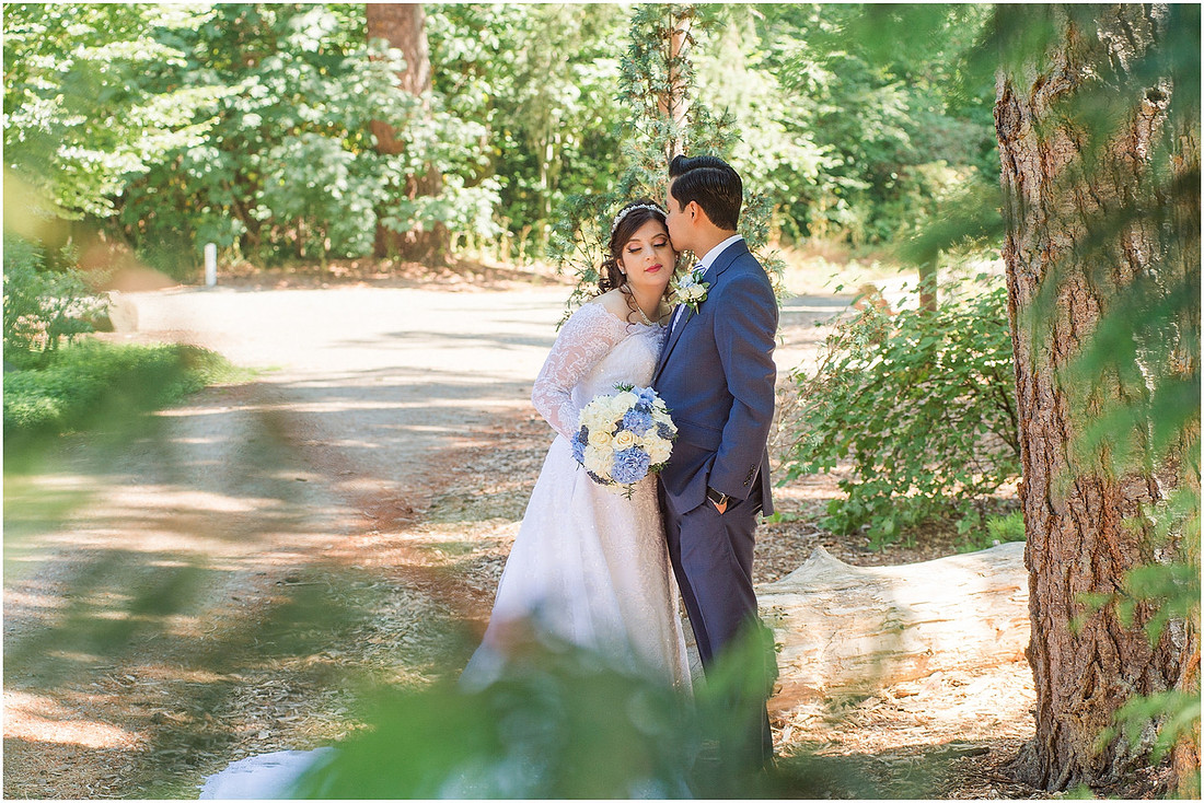 "Bellevue club hotel wedding", "PNW Summer wedding", "First Look", "blue hydrangea bouquet", "Oleg Cassini dress"