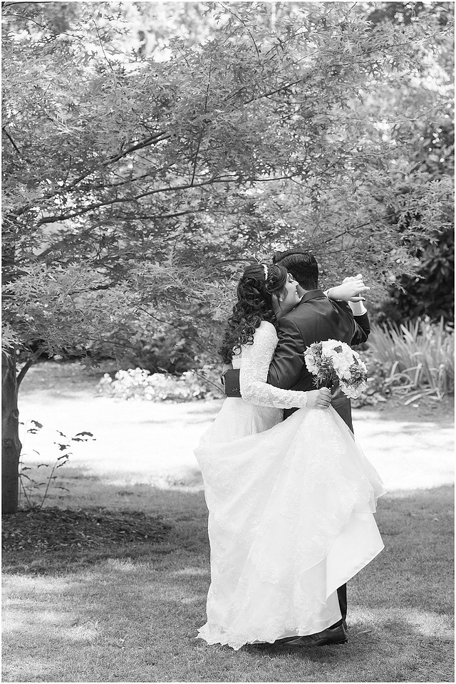 "Bellevue club hotel wedding", "PNW Summer wedding", "First Look", "blue hydrangea bouquet", "Oleg Cassini dress"