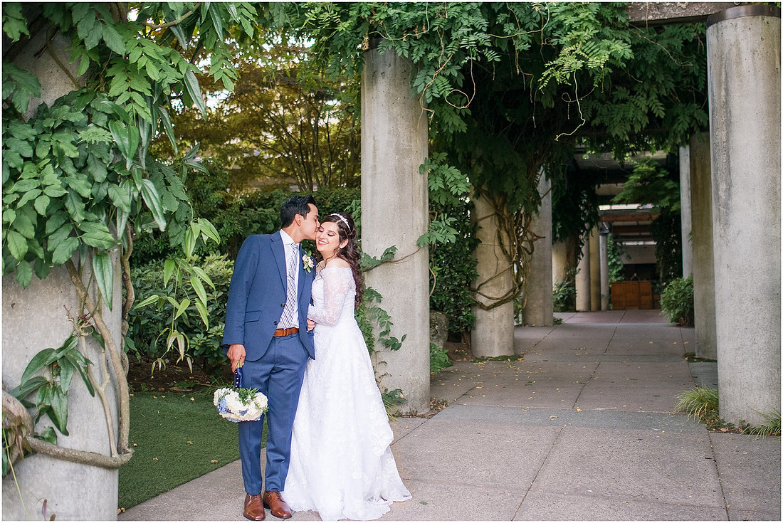 "Bellevue club hotel wedding", "PNW Summer wedding", "First Look", "blue hydrangea bouquet", "Oleg Cassini dress"