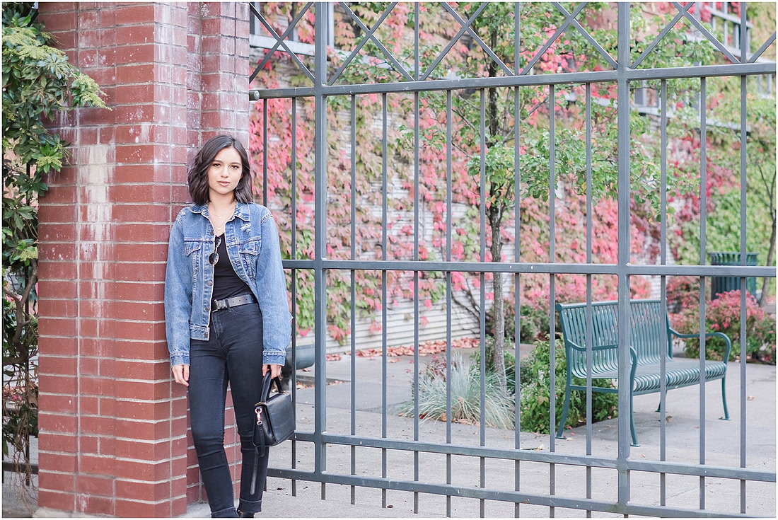 "downtown Portland photo session", "Class of 2019", "Senior session downtown Portland", "City girl senior session"