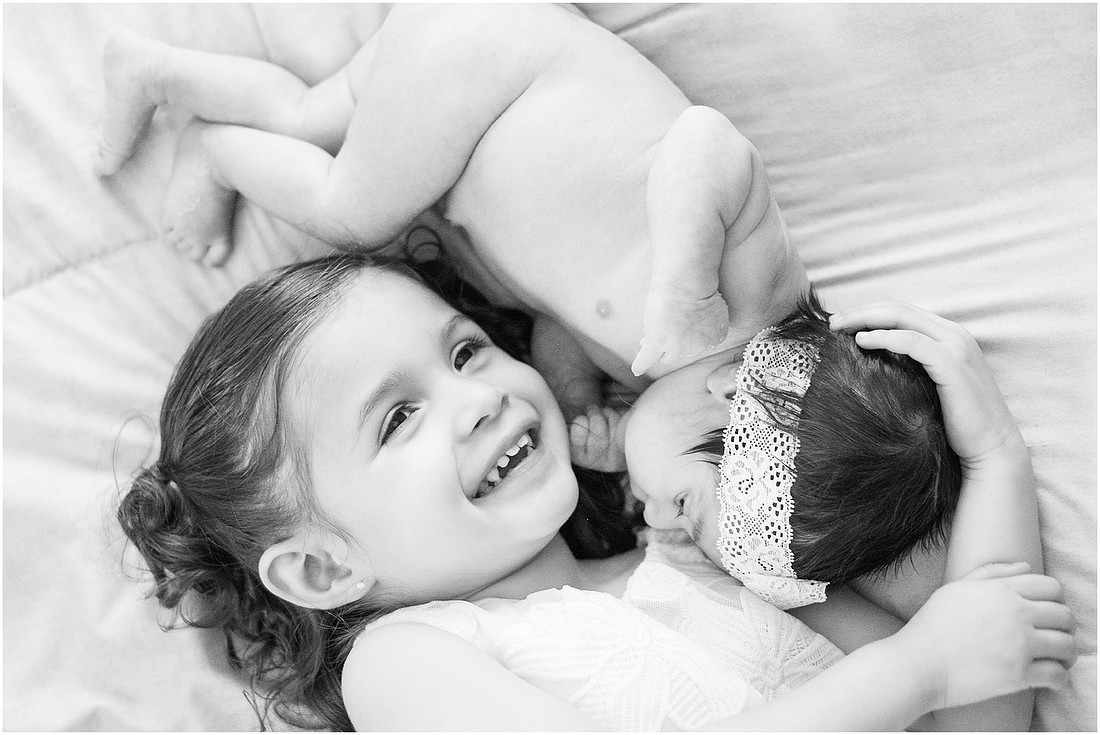 "newborn girl", "newborn with sister", "newborn lifestyle session"