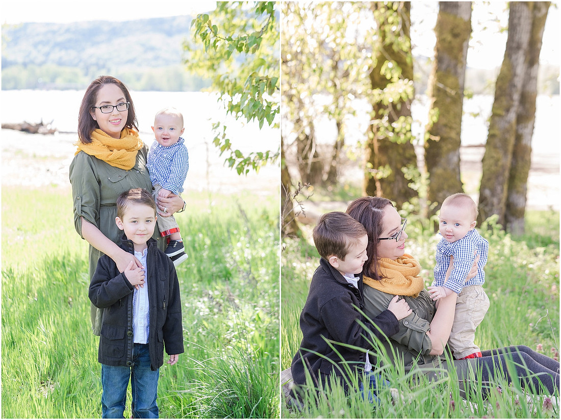 "Spring family photos", "Woodland family photos",, "Family of 4 photo session"