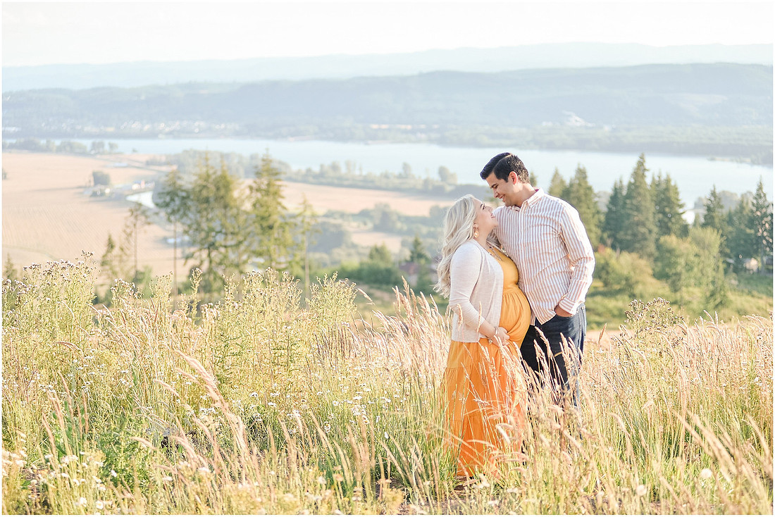 "maternity pictures", "woodland Wa photographer", "Yellow maternity dress", "summer maternity pictures"