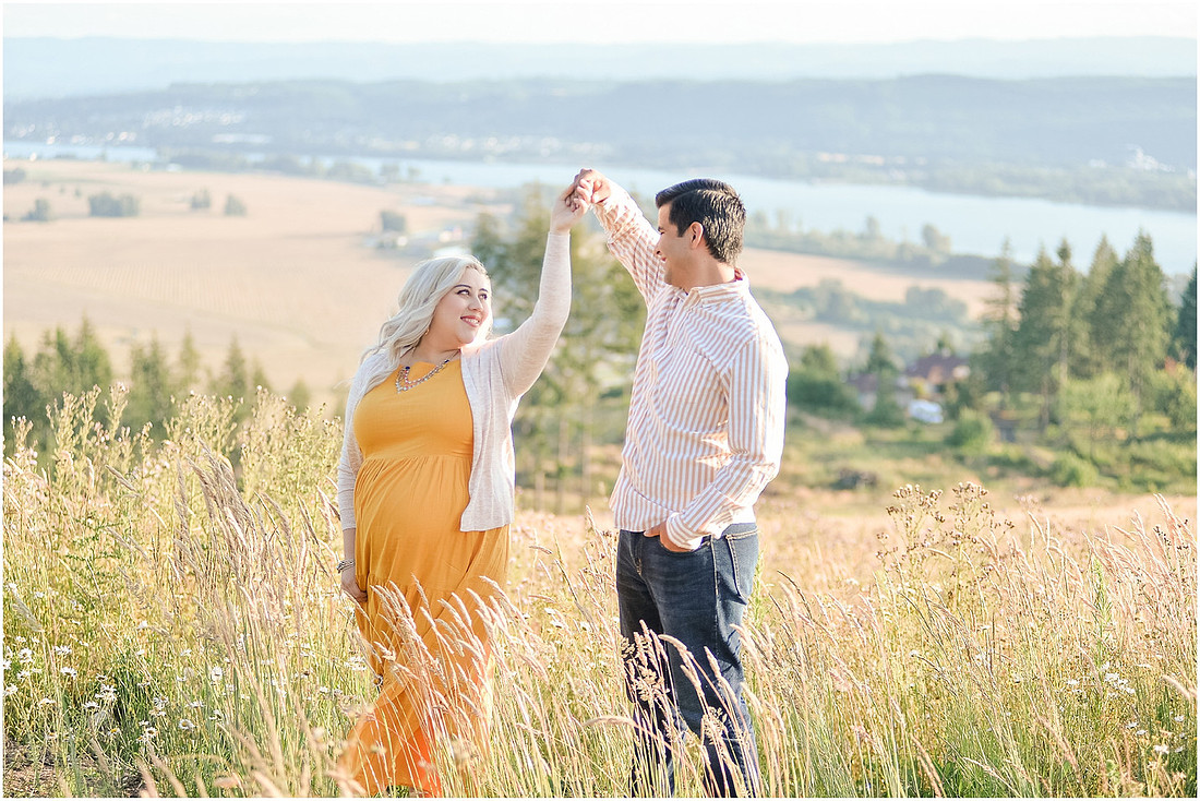 "maternity pictures", "woodland Wa photographer", "Yellow maternity dress", "summer maternity pictures"