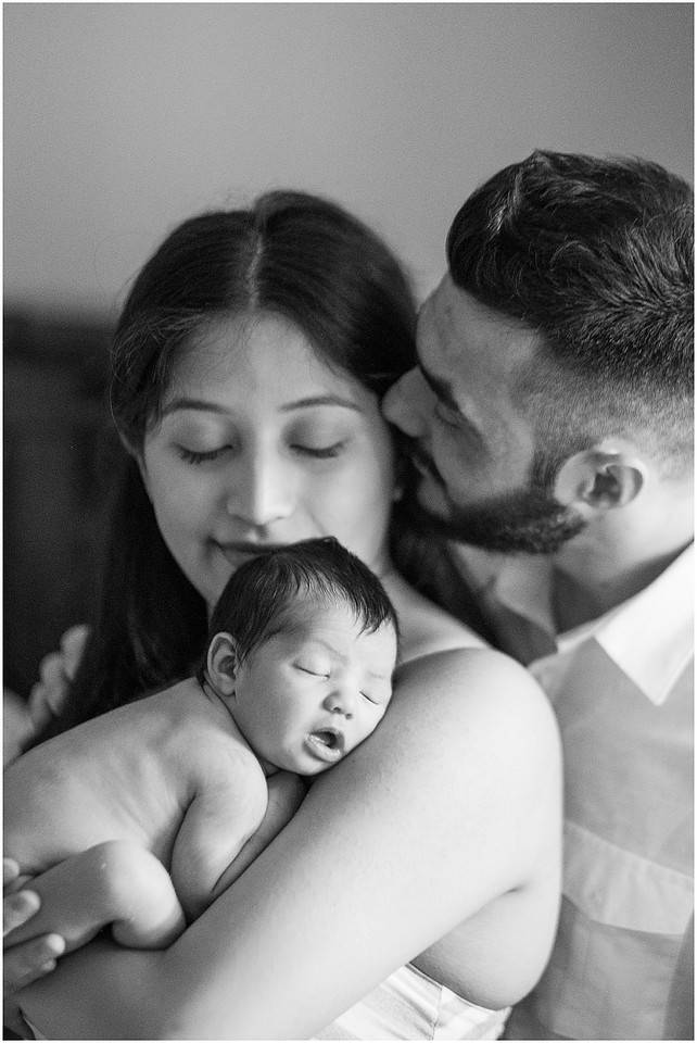 "newborn pictures", "lifestyle newborn", "newborn girl pictures",