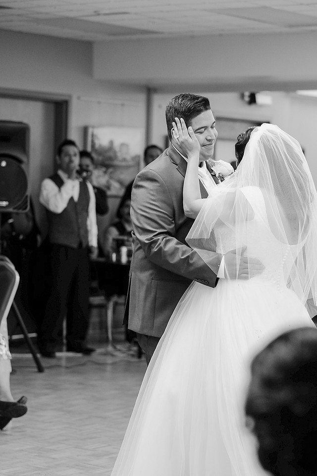 First dance, Black and White