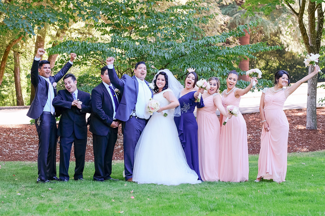 Outdoor wedding pictures, pink bridesmaids dresses, Beaverton Oregon wedding