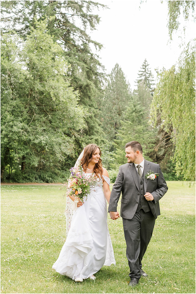 "Battleground Wa wedding", "Battleground wedding photographer", "Lewisville Park wedding", "Wildflower decor wedding", "Amanda and Bryan Photography", "Southwest Washington Wedding photographer"