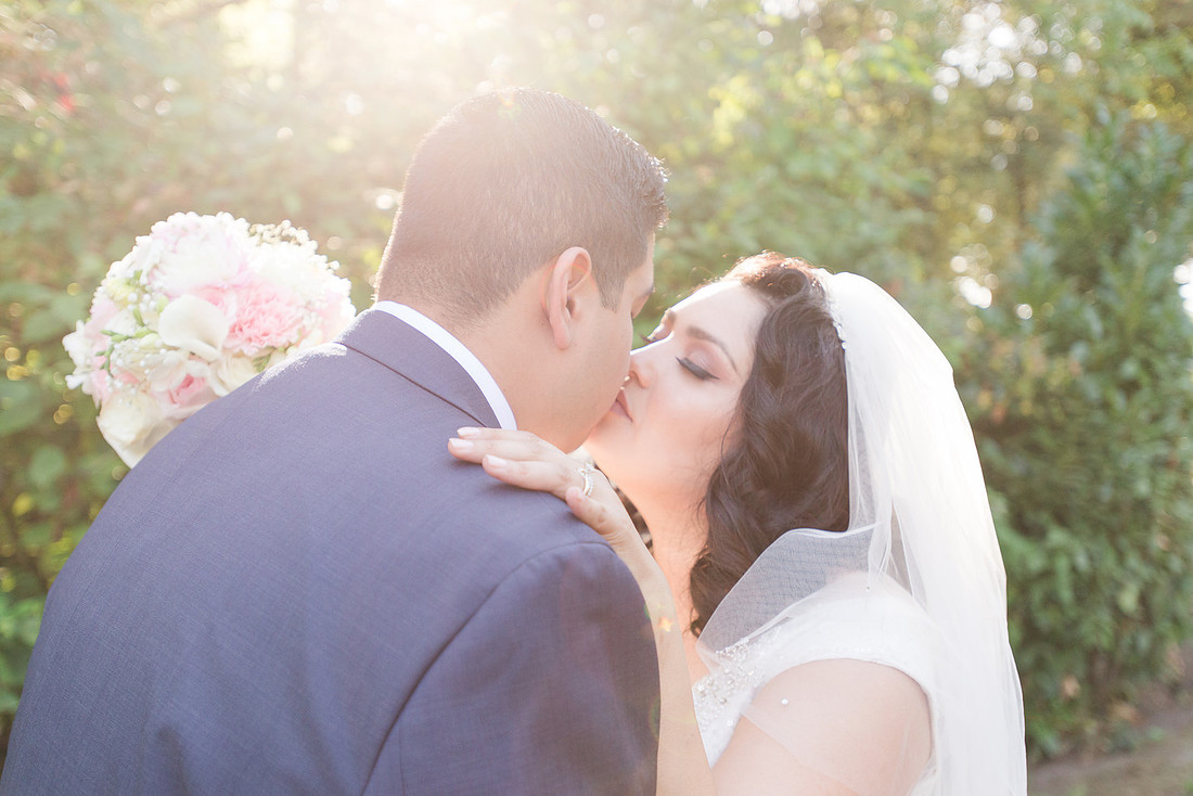 couple, outdoor wedding photos