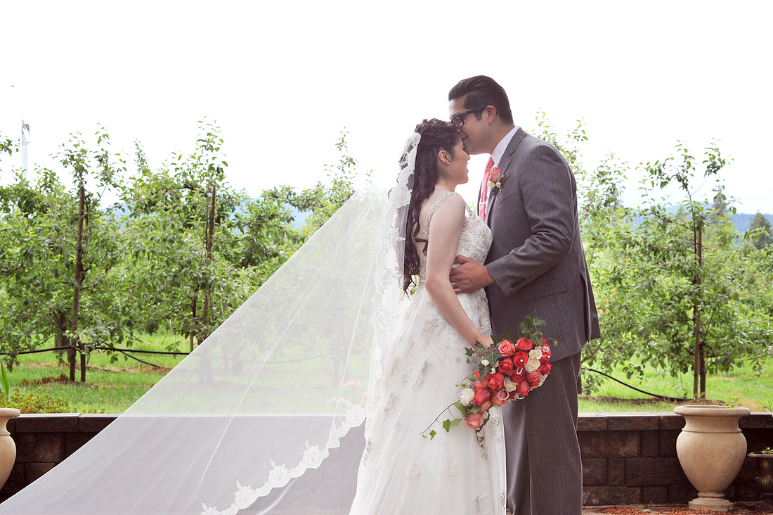 Miller Farm, long vail, Summer wedding, 