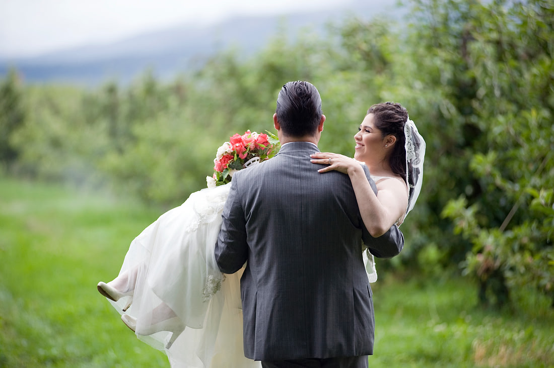 Miller Farm, long vail, Summer wedding, 